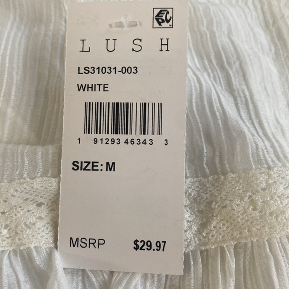 Lush, size medium, white skirt - Picture 5 of 5